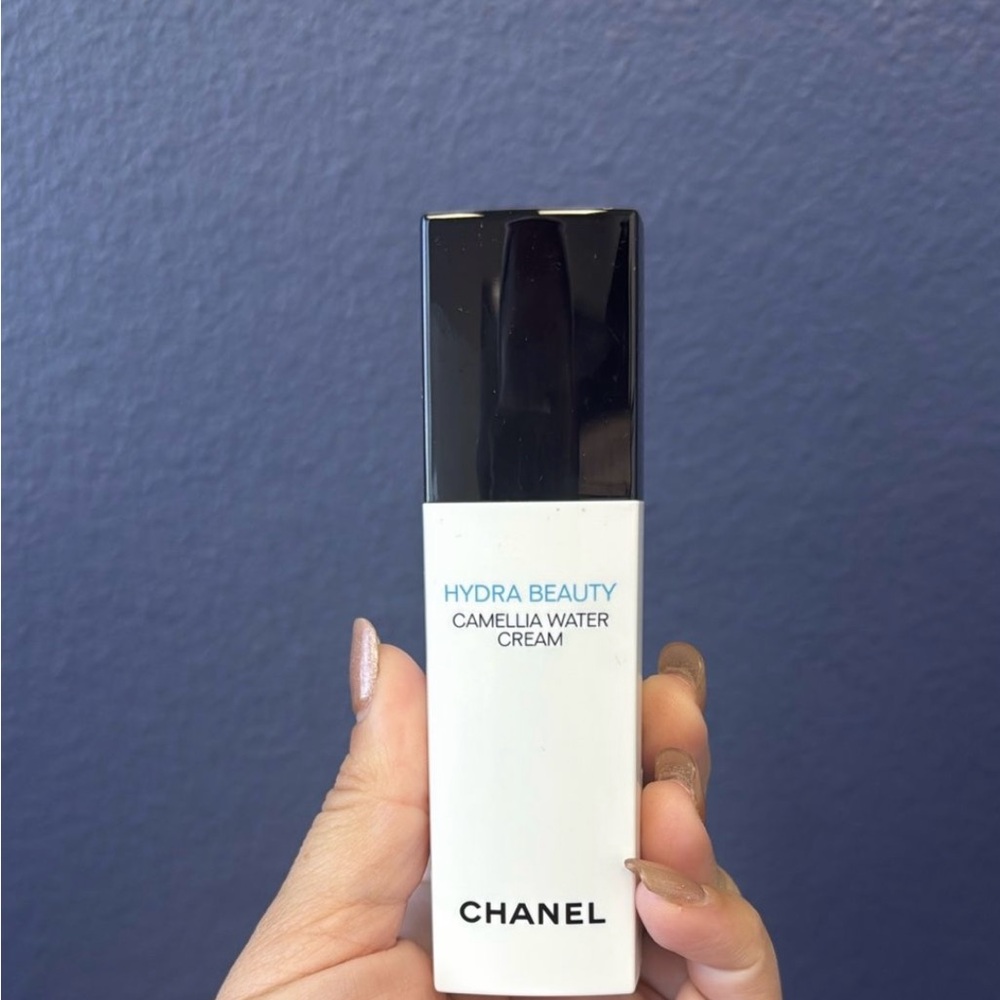 CHANEL Black and White Primer for Flawless Makeup